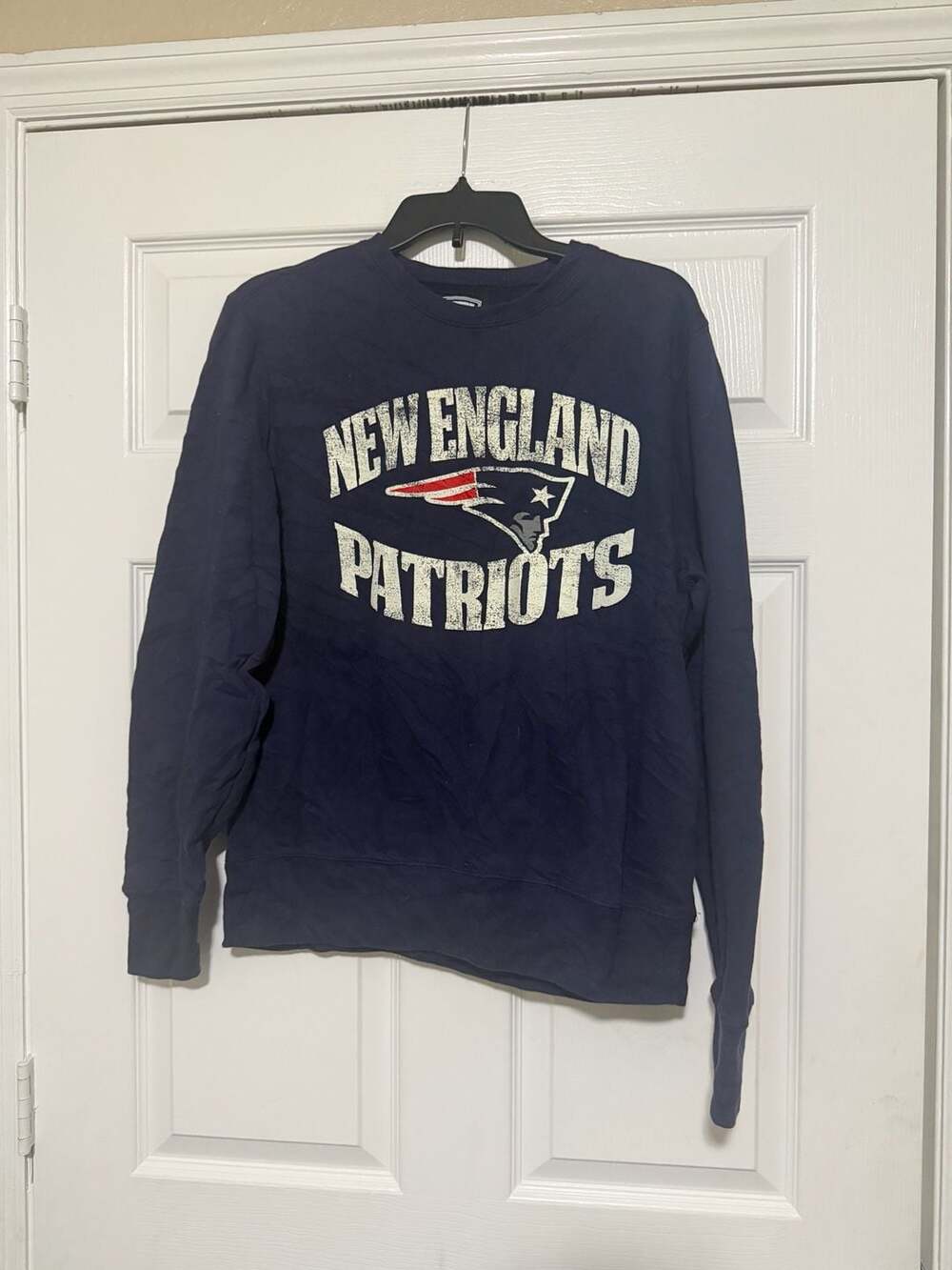 OTS New England Patriots Navy Blue Pullover Sweatshirt Medium